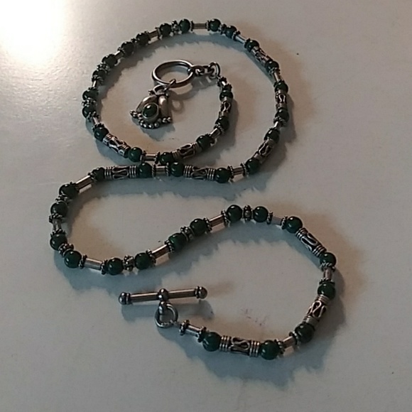 Jade and Sterling necklace - Picture 4 of 4